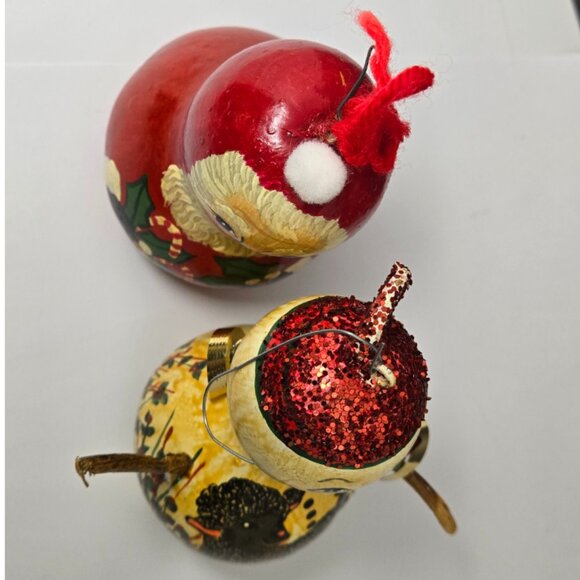 Vintage Snowman and Santa Christmas Gourd Ornaments, Hand Painted, Signed 1990s - Picture 5 of 7